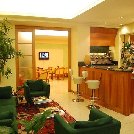 Hotel Gala Pesaro Exterior photo