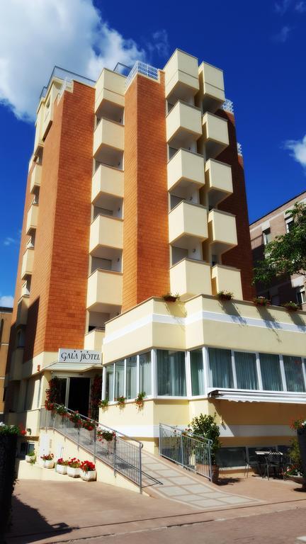 Hotel Gala Pesaro Exterior photo