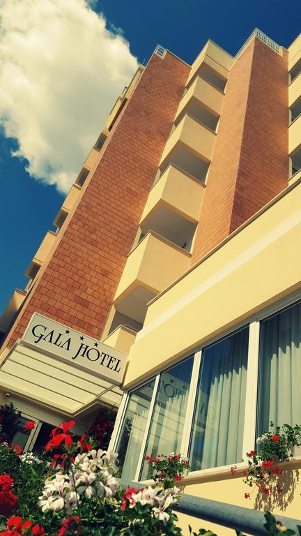 Hotel Gala Pesaro Exterior photo